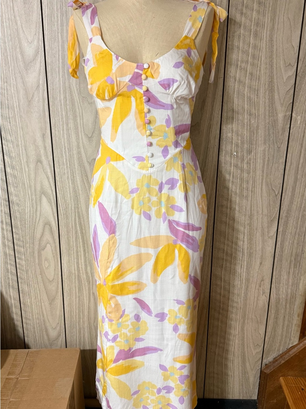 Sabo Skirt White Midi Dress with Yellow & Pink Floral Print - Picture 2 of 6